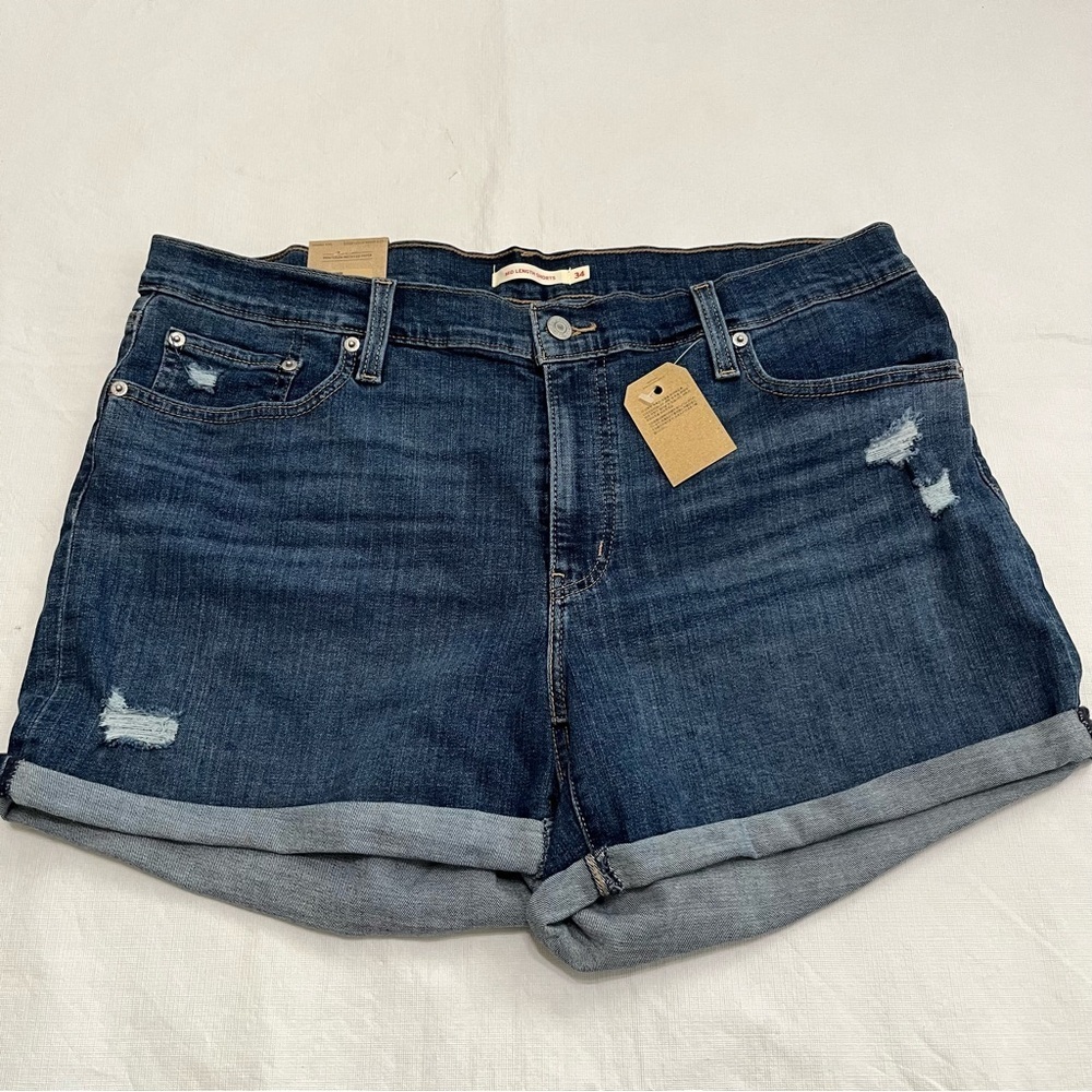 Levi’s Mid-Length Jean Shorts NWT